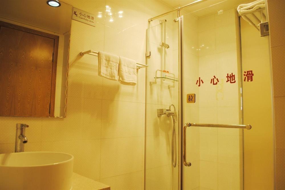 Dalian Sanjin Business Hotel Bagian luar foto